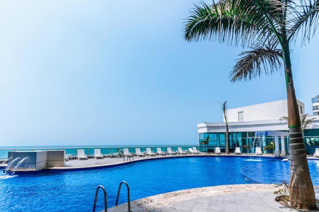 Paradise Sleeps 7 Apartment *
